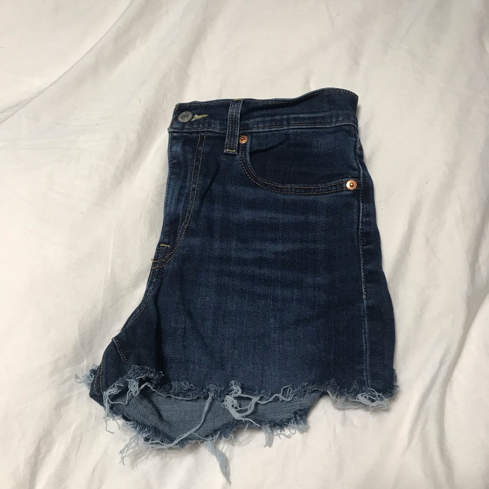 Levi’s 27 women’s high rise shorts